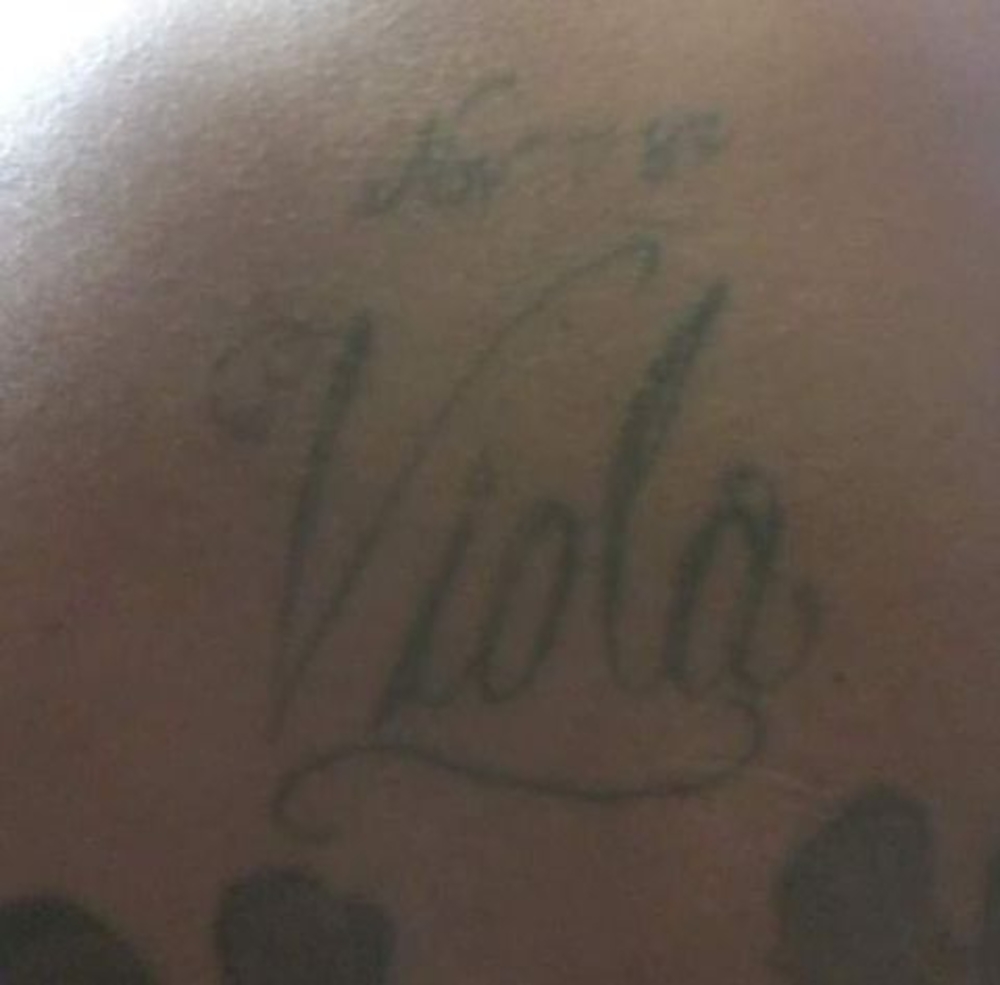 Meet your Posher, Viola